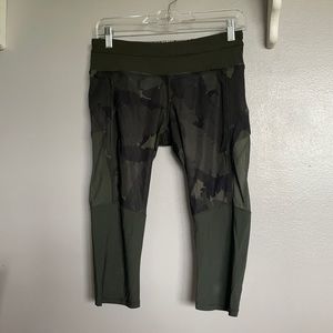 Lululemon Cropped Camo Leggings- With mesh detail